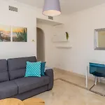 Stunning Frontline Golf - Pass The Keys Mijas