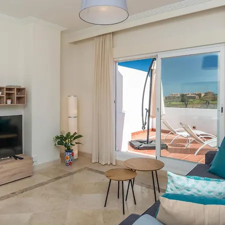 Stunning Frontline Golf - Pass The Keys Mijas